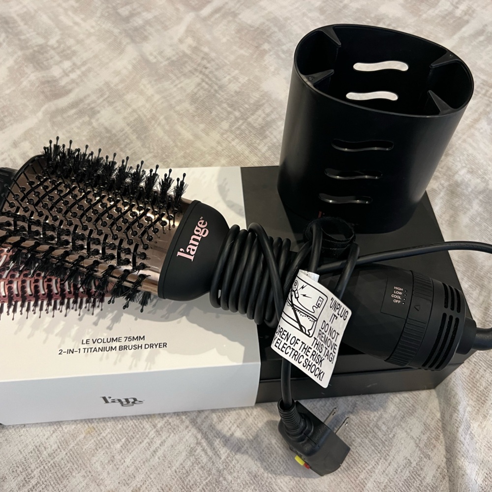 L’ange Le Volume Brush Dryer